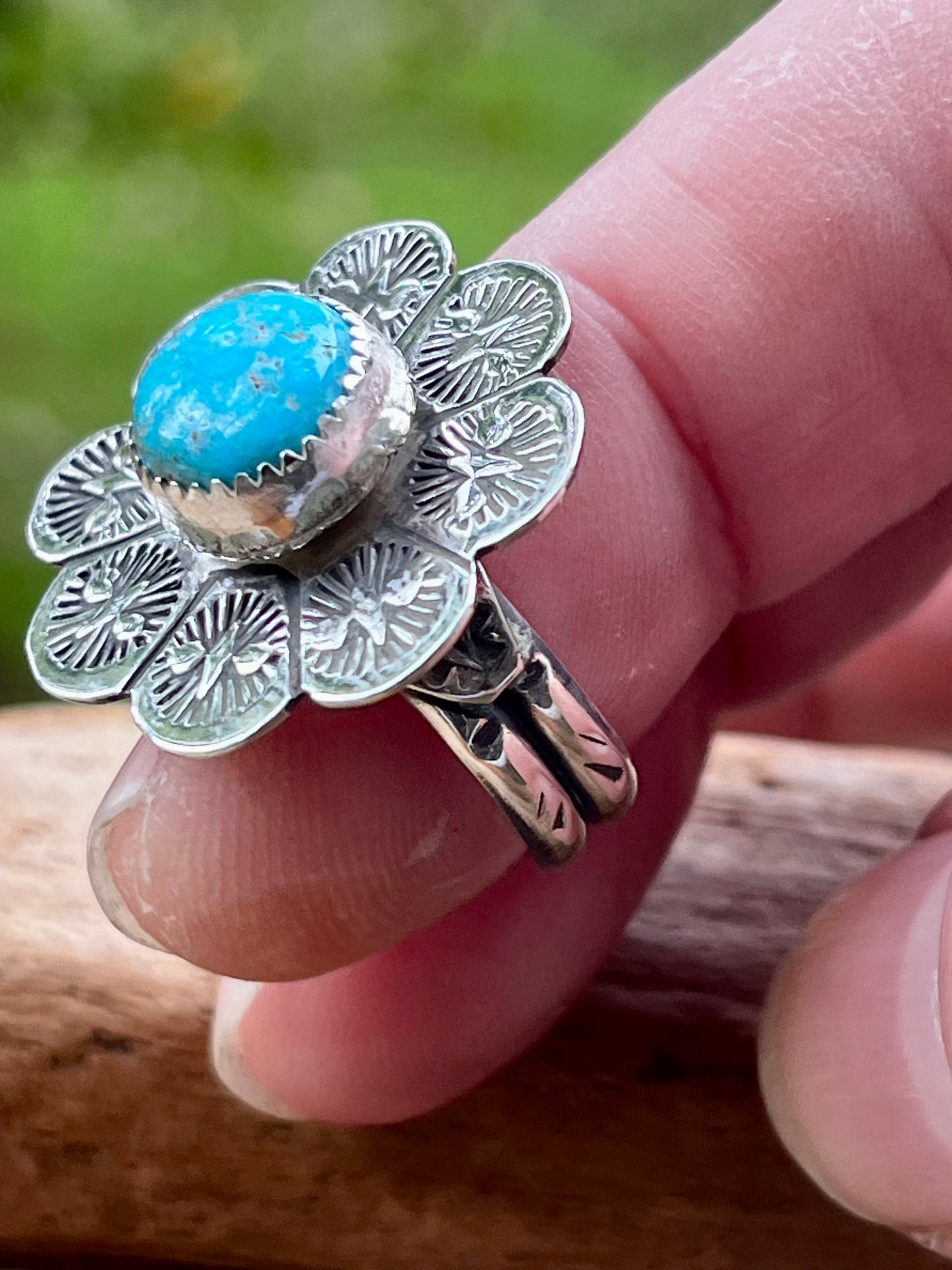 Bluebird turquoise-spinner ring. Size-7.5
