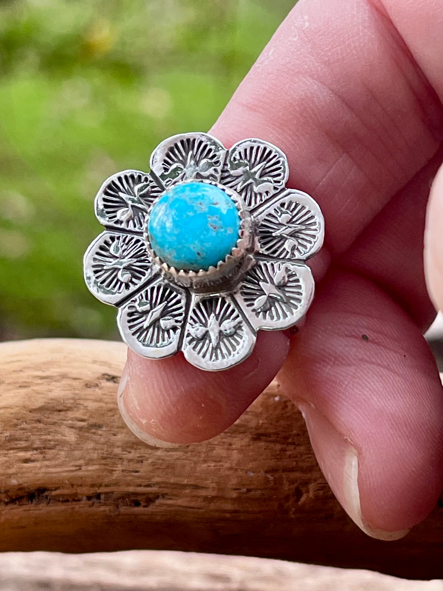 Bluebird turquoise-spinner ring. Size-7.5