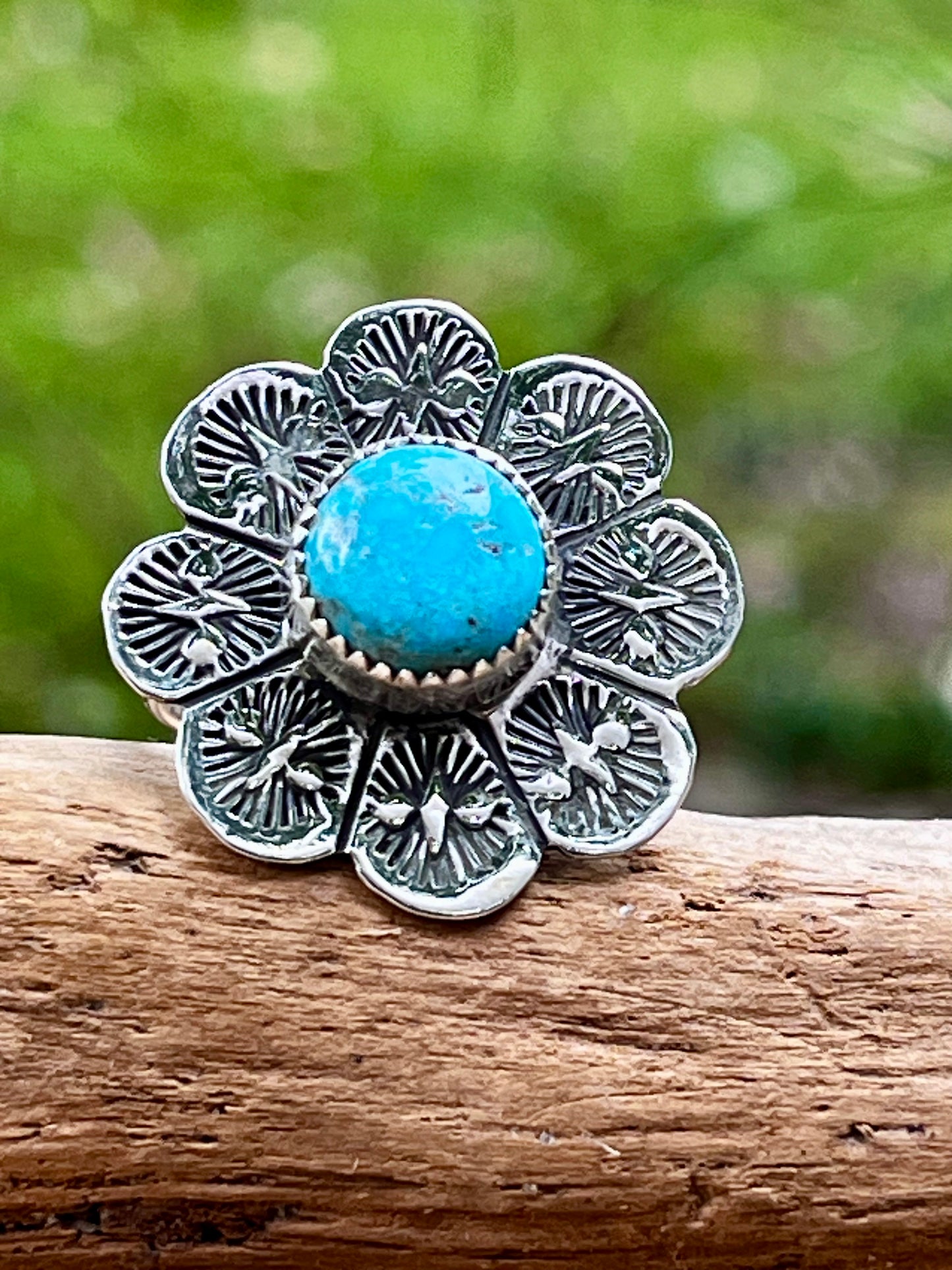Bluebird turquoise-spinner ring. Size-7.5