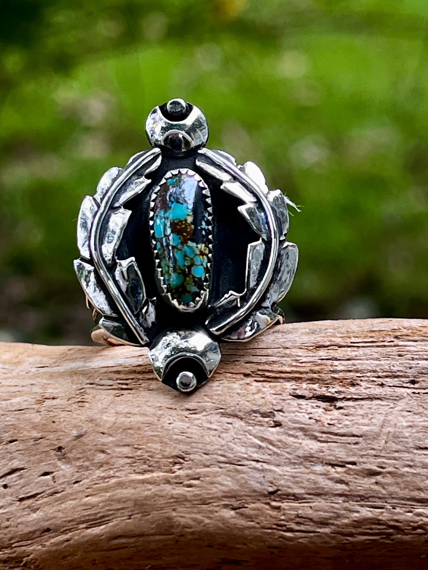 “The Queen” natural high grade rattlesnake turquoise ring-size-8