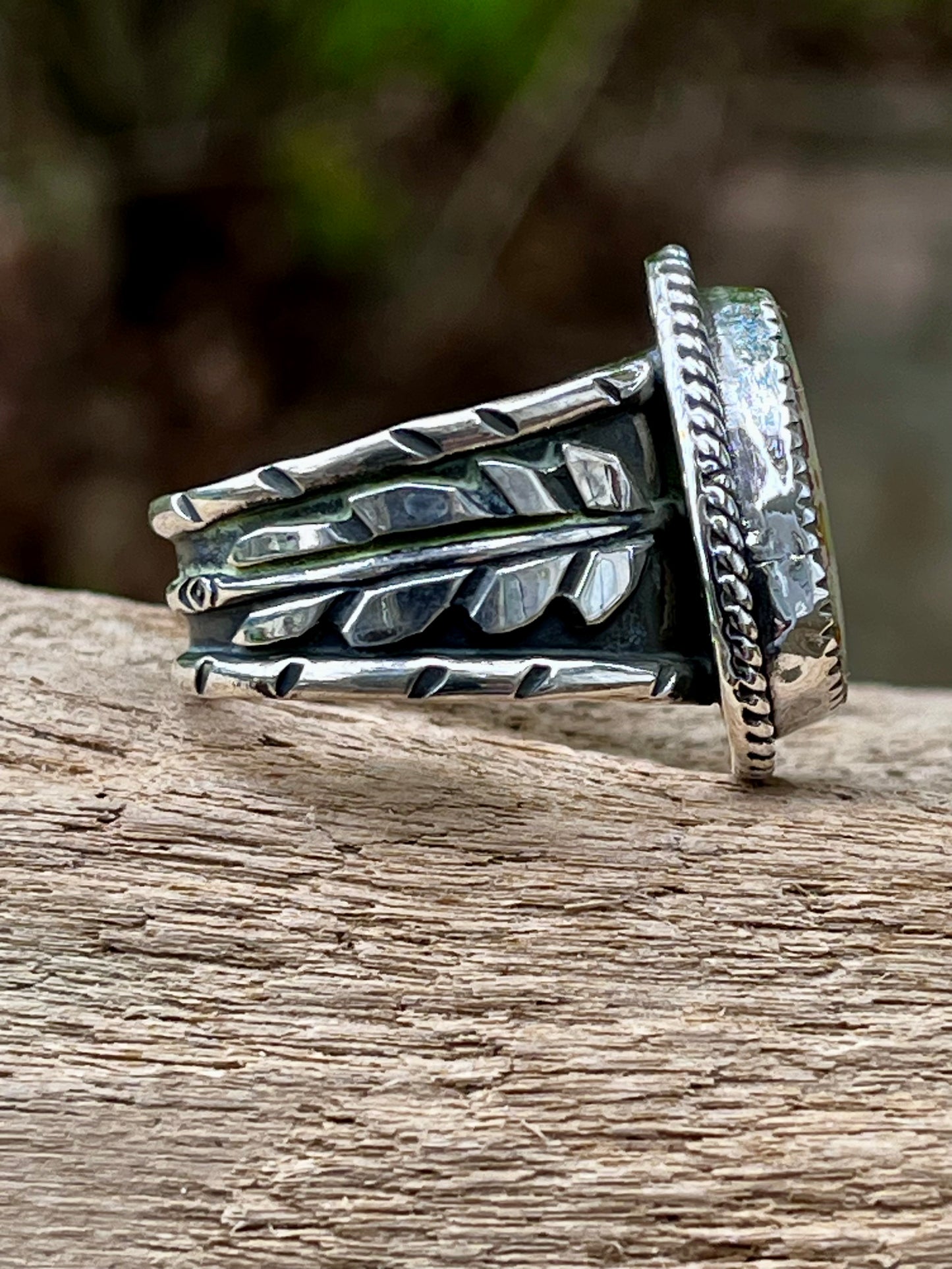Natural High grade Gobi Desert Turquoise “raindrops on feathers” ring Sz 7.75-8