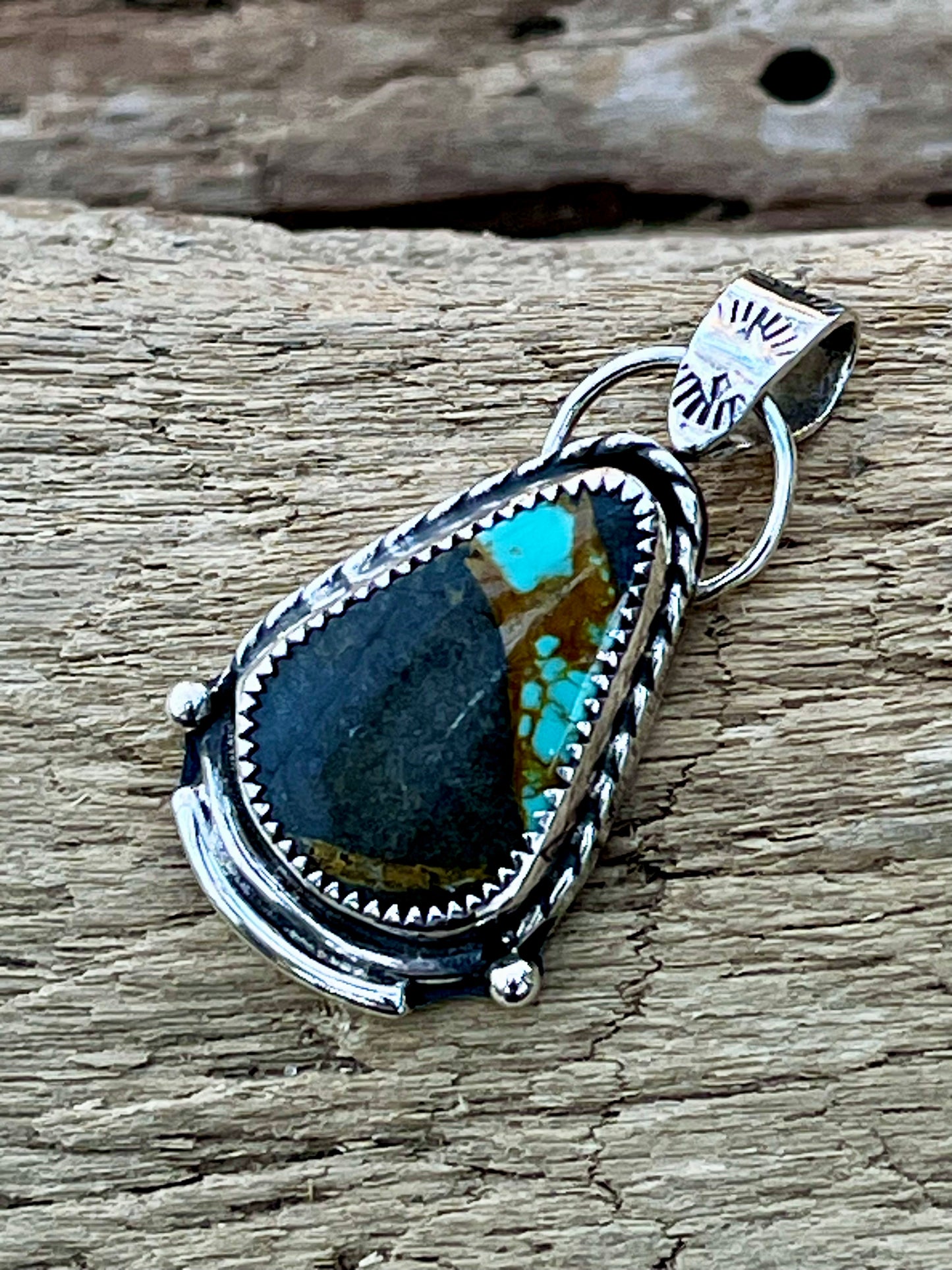 Tyrone ribbon turquoise & Sterling Silver pendant
