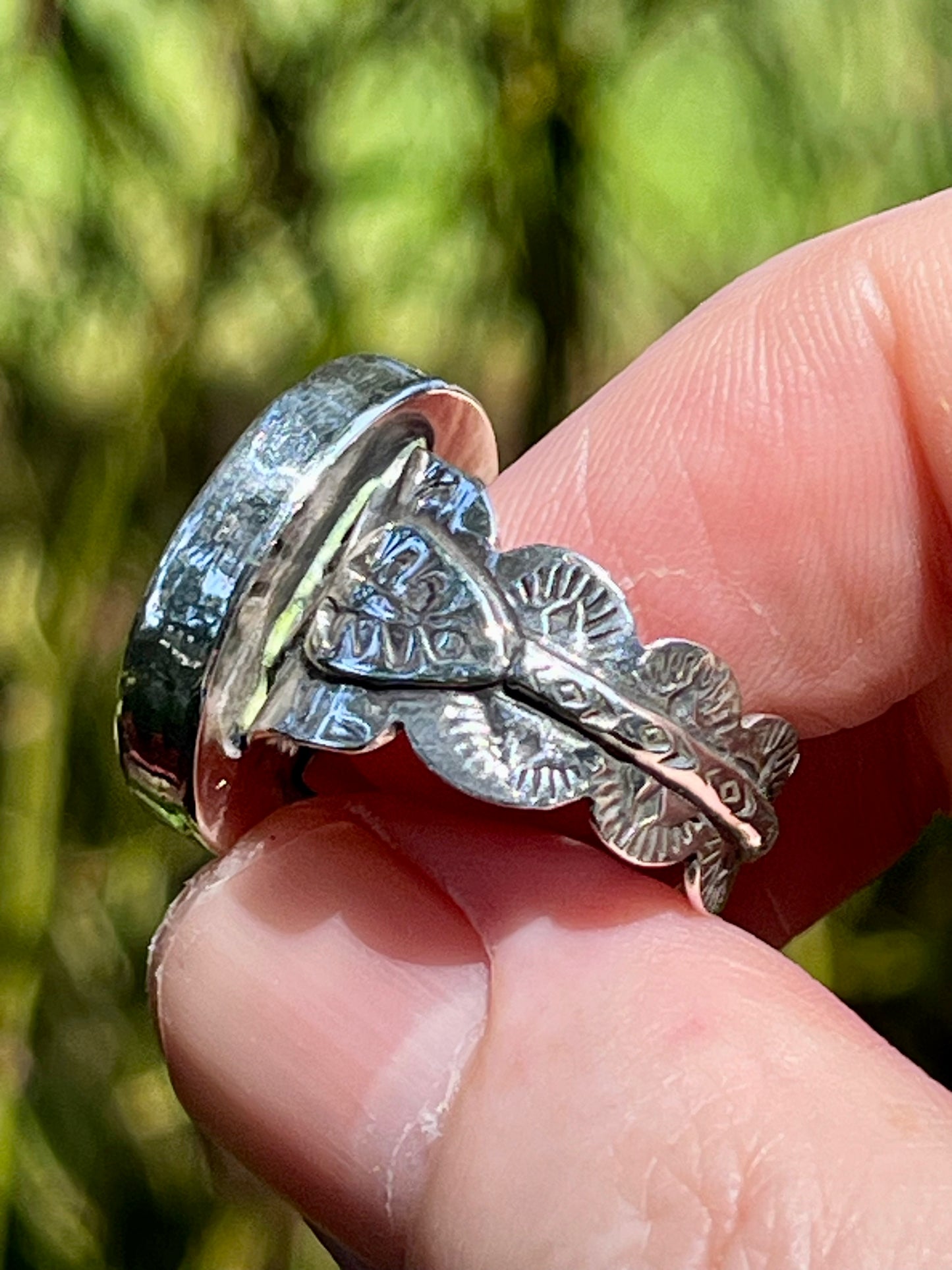 Handcrafted unique Royston Ribbon “The Enlightened Path” Ring size 8